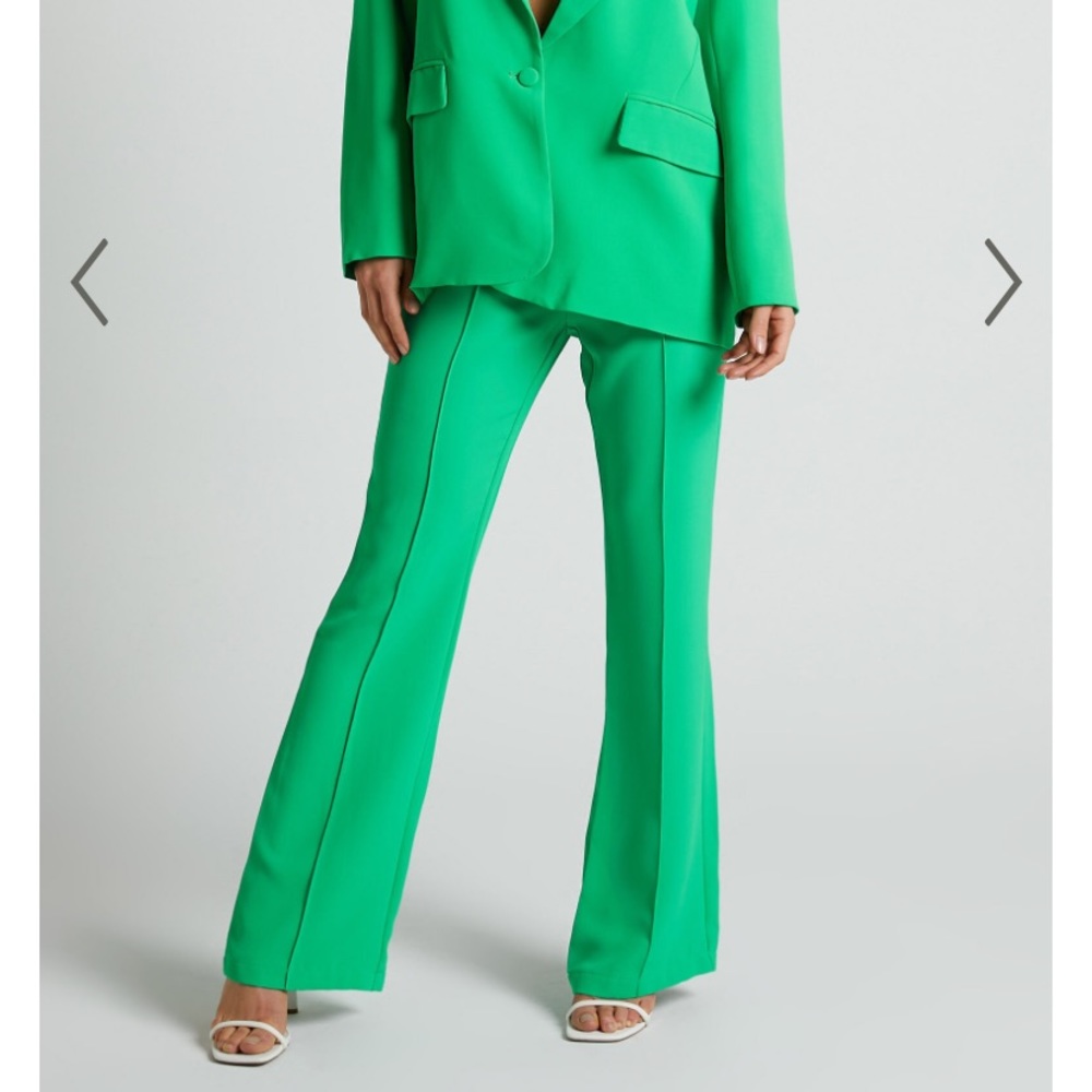 Showpo. Kelly Green Jessa High Waisted Wide Flare Leg Front Seam Pants NWT